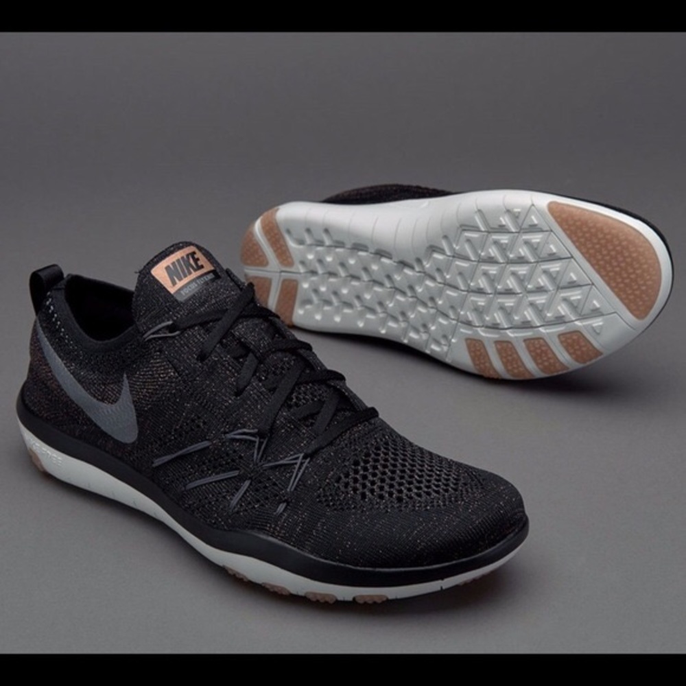 Nike Focus Flyknit shoes